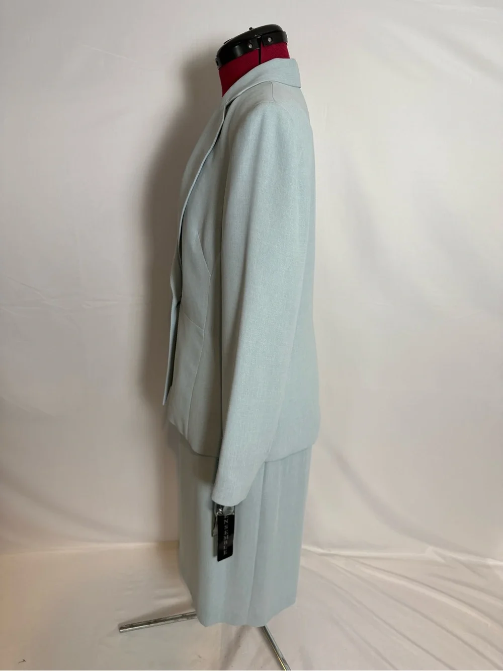 NWT Le Suit Skirt Suit Women's Size 10 Light Blue 3-Piece Set Blazer/Shell/Skirt
